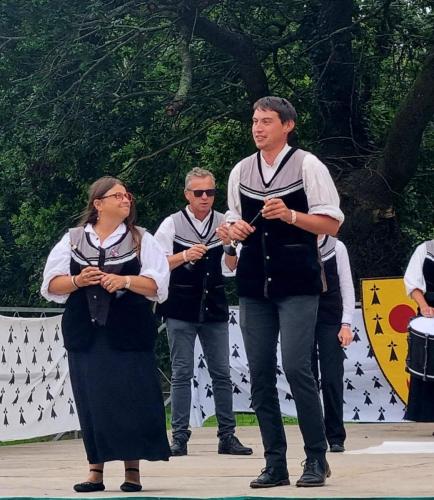 d6cb0f32-48e4-4336-b3ce-1d54eb51d2961