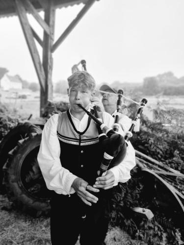 f6577da4-56a1-42b0-8a5f-c5a098024fbe